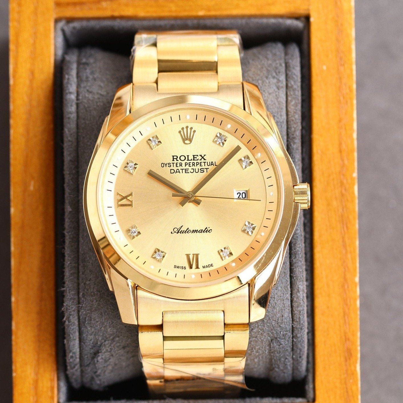 DATEJUST 41MM SMOOTH BEZEL GOLD CASE DIAMOND NUMERALS