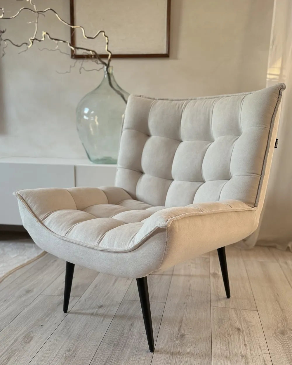 ALVESTA Boucle Light Beige Armchair – Modern Armless Accent Chair with Soft Upholstery