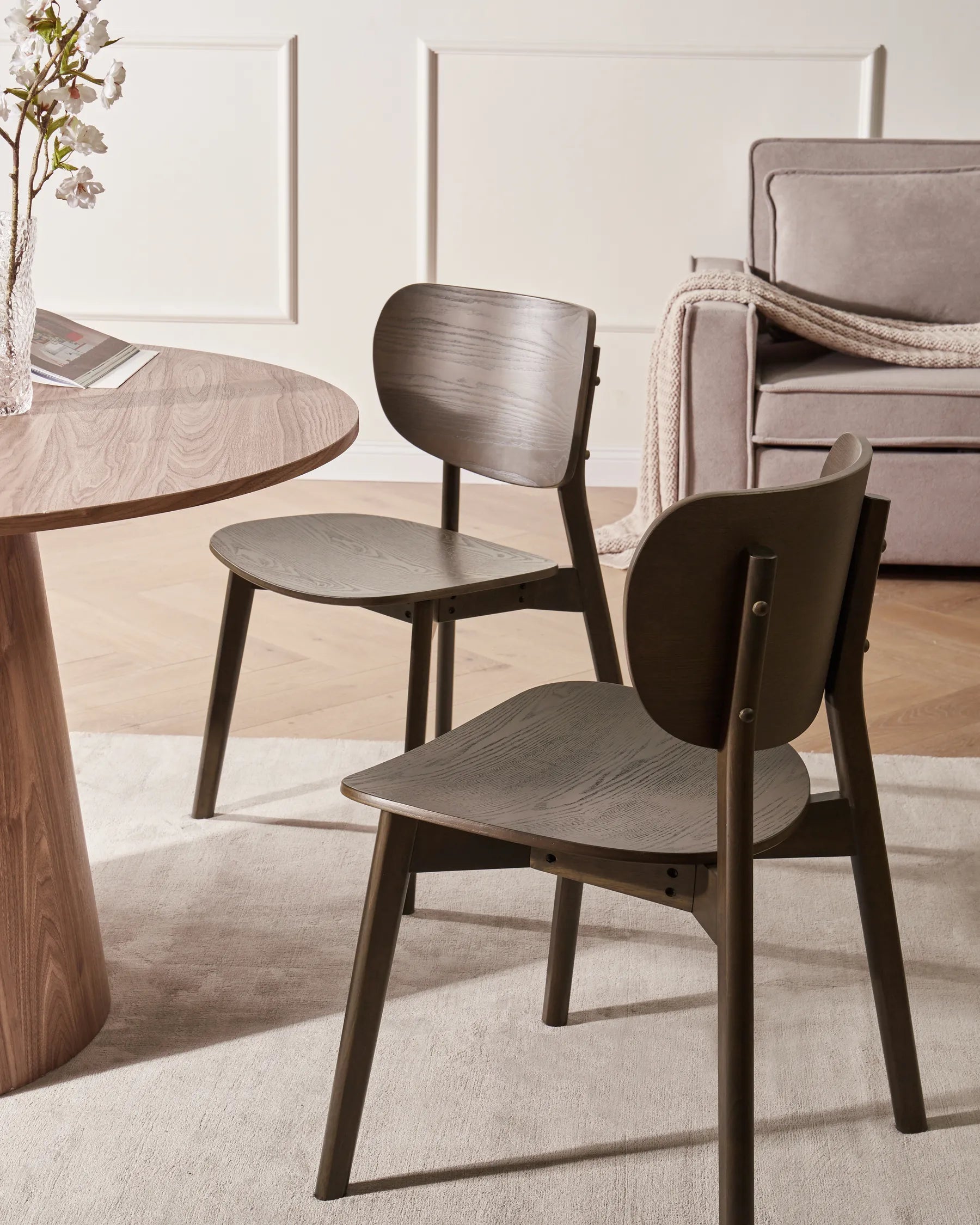 Set of 2 Dining Chairs Overly Wood Dark Brown