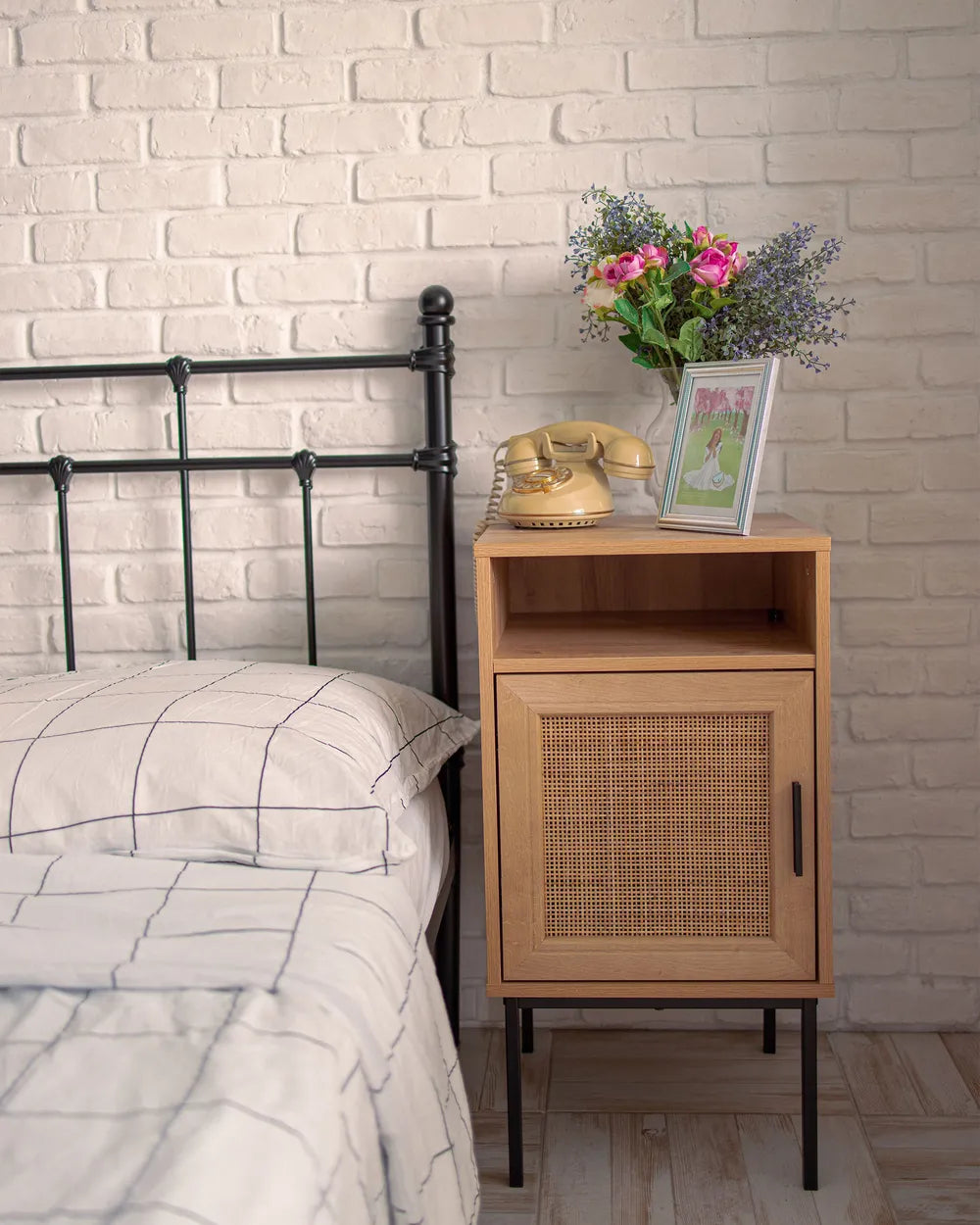 PASCO Wicker Front Bedside Table – Light Brown Nightstand with Rattan Door and Metal Legs