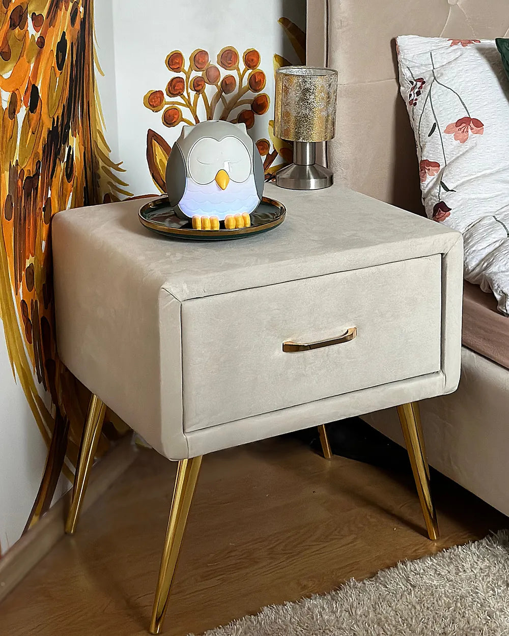 1 Drawer Bedside Table FLAYAT – Velvet Upholstered Nightstand, Light Beige with Gold Legs