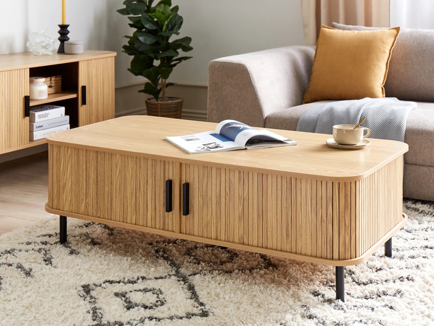 BRADLEY Brown Coffee Table with Sliding Doors, MDF Wood, Rectangular Storage Table 120×60×41 cm