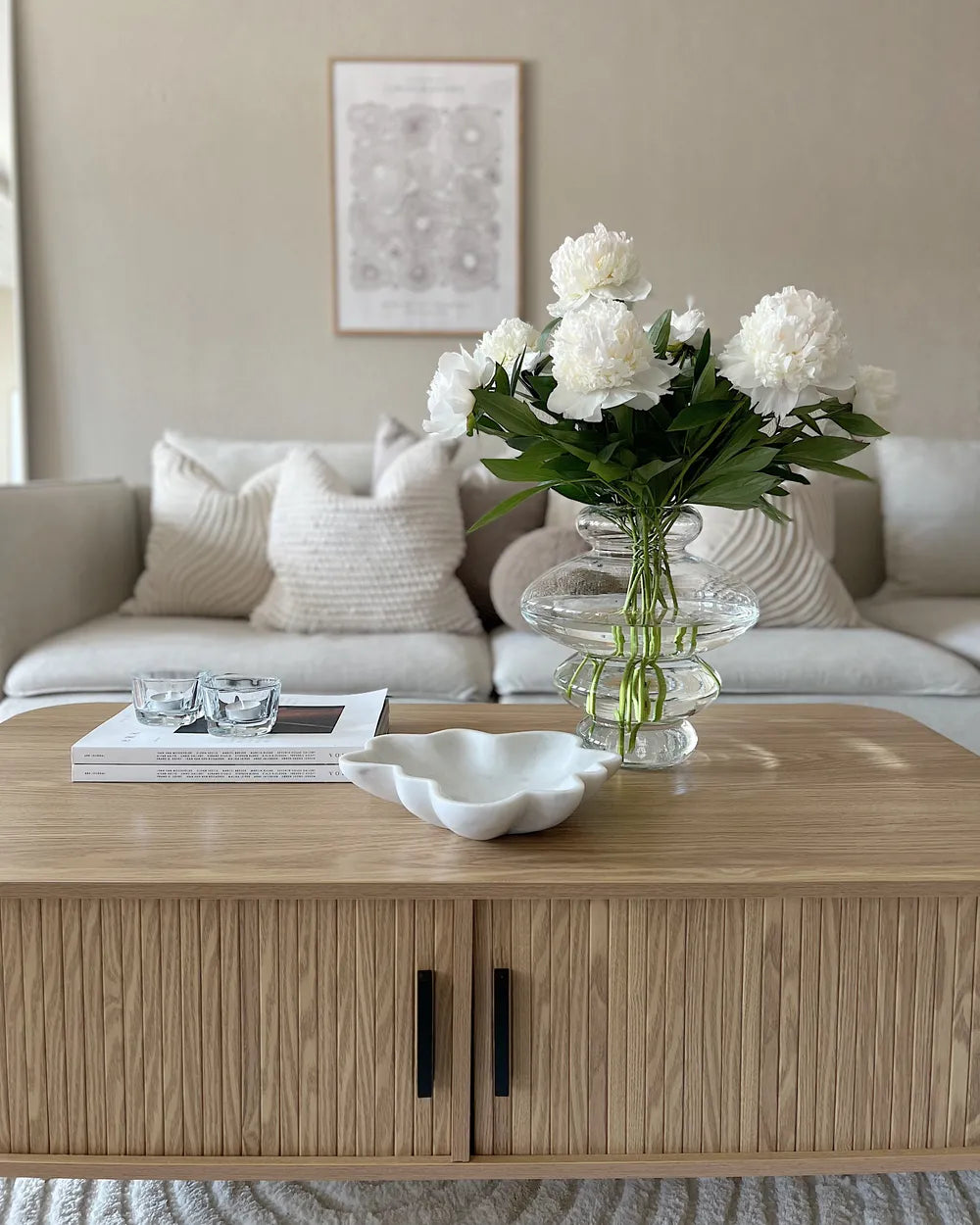 BRADLEY Brown Coffee Table with Sliding Doors, MDF Wood, Rectangular Storage Table 120×60×41 cm