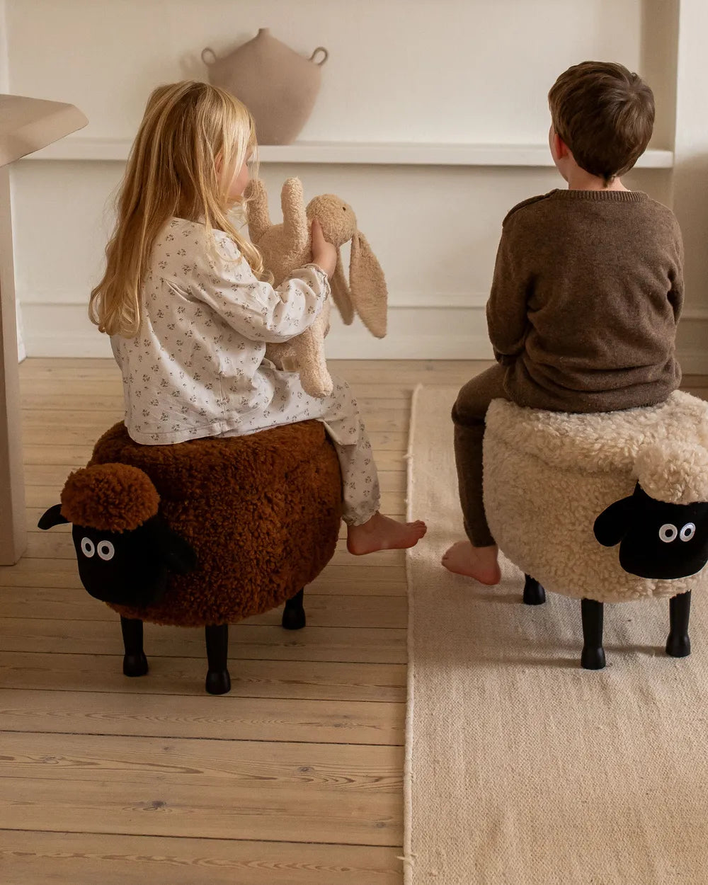 Storage Animal Stool SHEEP – Cute Kids Storage Footstool with Hidden Compartment, Soft Fabric Upholstery, Beige
