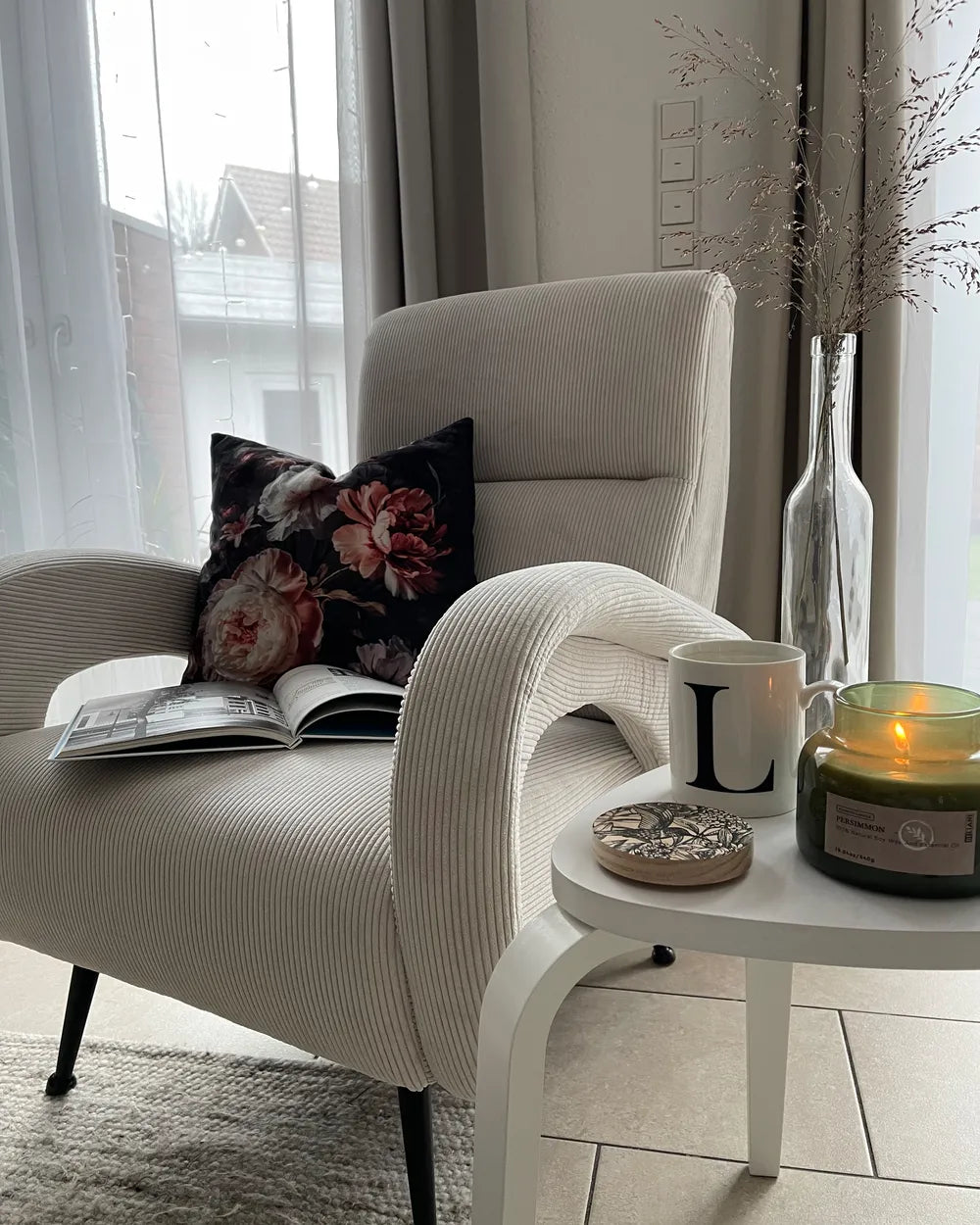 Armchair SVALOV Corduroy White – Retro Style Upholstered Armchair with Thick Padding